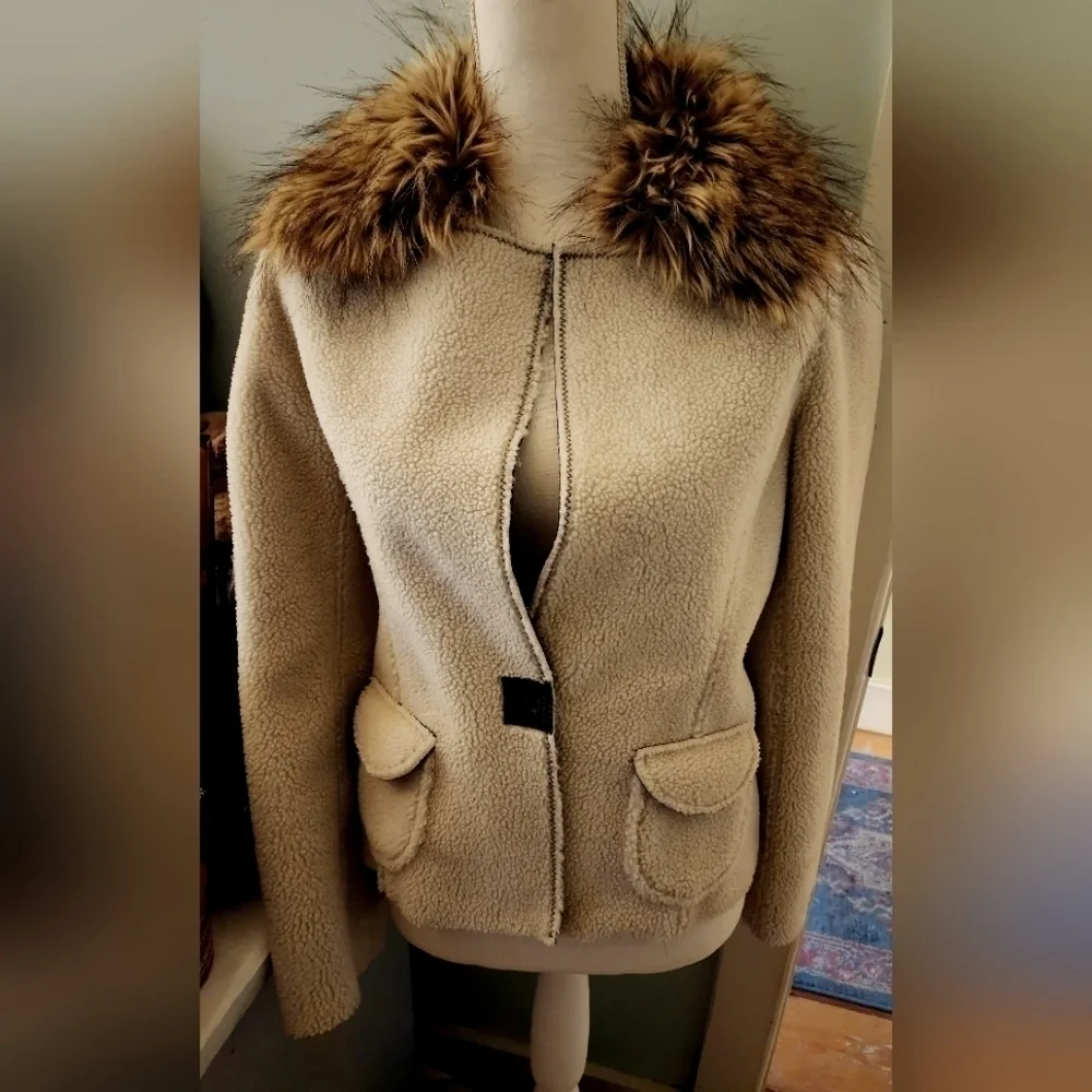 IDEOLOGY FAUX FUR COLLAR JACKET - Picture 2 of 9